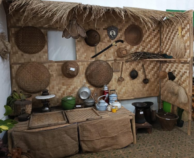 Bridging Past And Present Soekaboemi Tempo Doeloe Mengadakan festival dan pameran “Merajut sejarah Merawat Budaya”