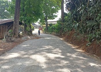 Request Masyarakat untuk rehabilitasi Ruas Jalan Pakuwon – Cipeuteuy Kecamatan Bojonggenteng terlaksana