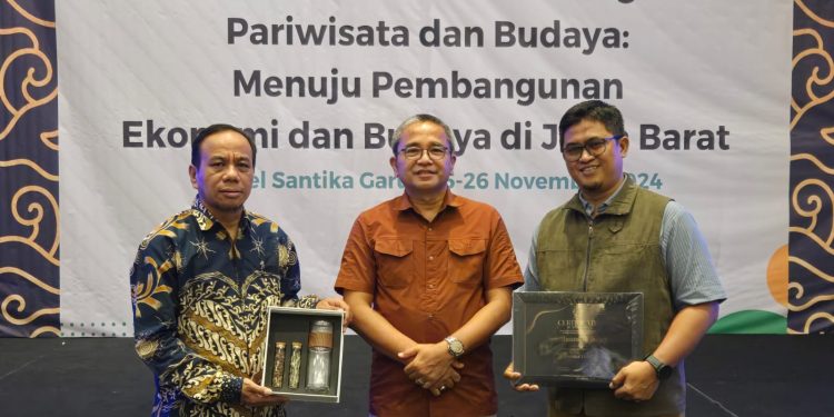 Kabupaten Sukabumi Raih Juara 3 di Smiling West Java Award 2024, Tingkatkan Sinkronisasi Pariwisata dan Budaya