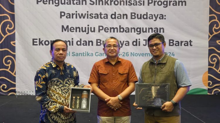 Kabupaten Sukabumi Raih Juara 3 di Smiling West Java Award 2024, Tingkatkan Sinkronisasi Pariwisata dan Budaya