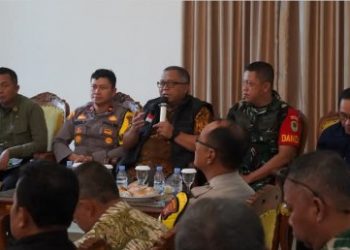 RAPAT EVALUASI, BUPATI SUKABUMI PASTIKAN TIDAK ADA LAGI KECAMATAN BERSTATUS TANGGAP DARURAT BENCANA