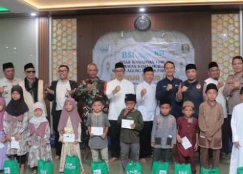 sekda Kab. Sukabumi salurkan santunan untuk anak yatim dan warga terdampak bencana
