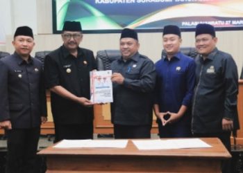 Ketua DPRD Kab. Sukabumi pimpin langsung rapat Paripurna ke-9