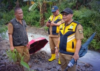 Tinjau irigasi lapang cangehgar, PU Kab. Sukabumi siapkan normalisasi sungai