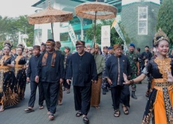 Ketua DPRD Kabupaten Sukabumi hadiri Gelar Budaya Rakyat 2025 di alun-alun Palabuhanratu