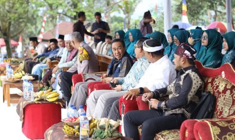 Sedekah Bumi di kampung cilodor