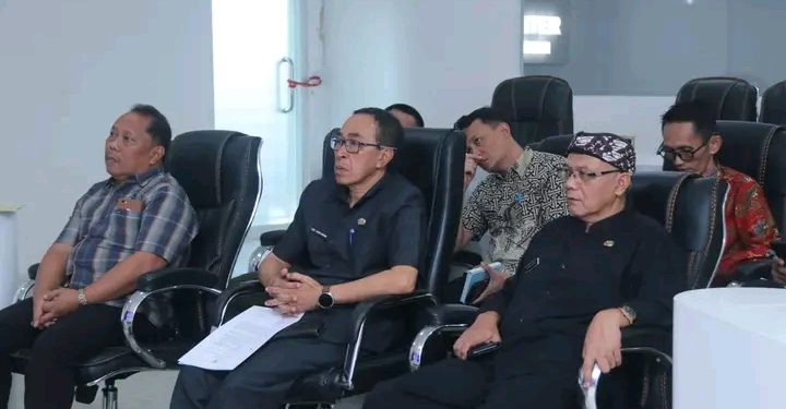 RAKOR EVALUASI, KEMENDAGRI APRESIASI PROVINSI JABAR TERKAIT PEMBENTUKAN SATGAS TERPADU