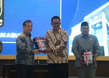 Ketua DPRD Sukabumi Hadiri Penyerahan Laporan Keuangan Pemerintah Daerah ( Audited ) TA 2024 dan Sambut Raihan Opini WTP dari BPK