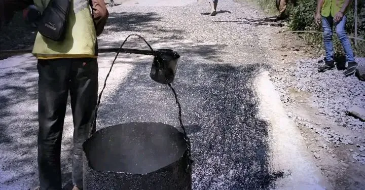 Jalan Rusak di Lengkong Sukabumi Akhirnya Diperbaiki, Fokus ke Titik Kerusakan Parah