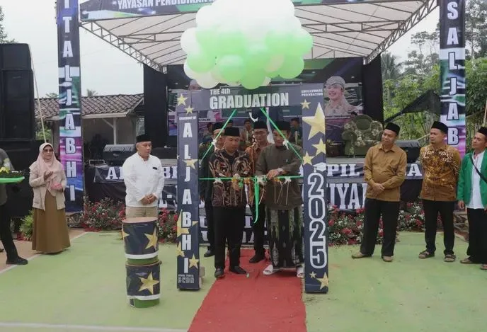 Milad Ke-4 Yayasan Al-Jabhatul Islamiyah, Wabup Dorong Pendidikan Islam Berkualitas di Kalapanunggal