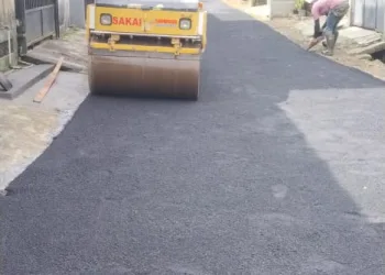 Dinas Perkim Kabupaten Sukabumi bangun perbaikan jaling di Perum Gedung Putih