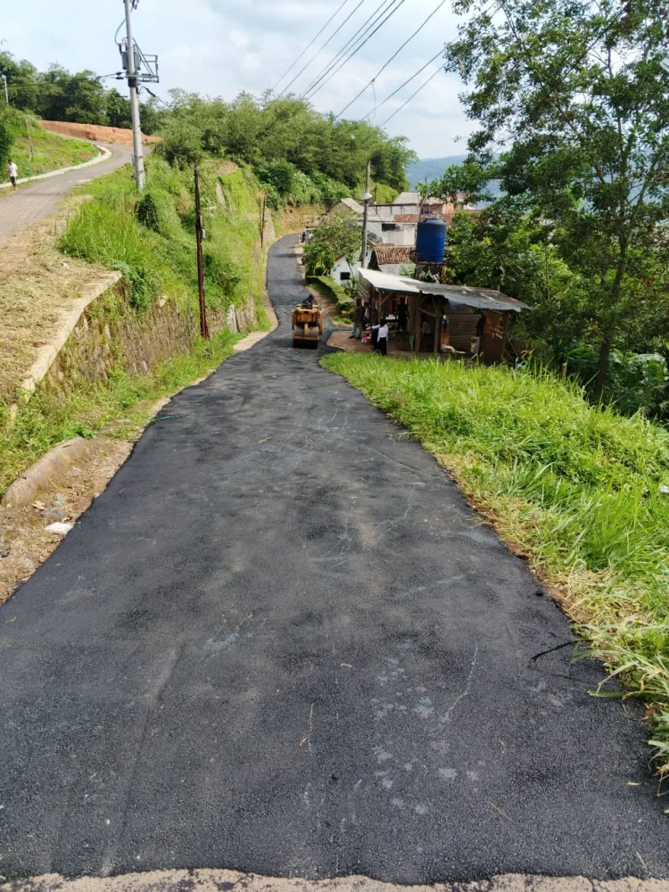 Pengaspalan Jalan Lingkungan Situsaeur, Warga Apresiasi Langkah Nyata Dinas Perkim Sukabumi