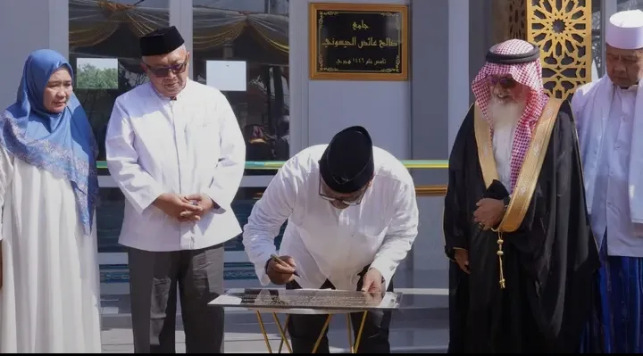 Bupati Sukabumi Resmikan Masjid Al Haesuni, Ajak Jadikan Masjid Sebagai Pusat Peradaban