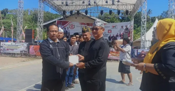 PERINGATI HARI NELAYAN CISOLOK KE-28, PEMKAB SUKABUMI DORONG PROMOSI PARIWISATA DAN EKONOMI KREATIF PESISIR