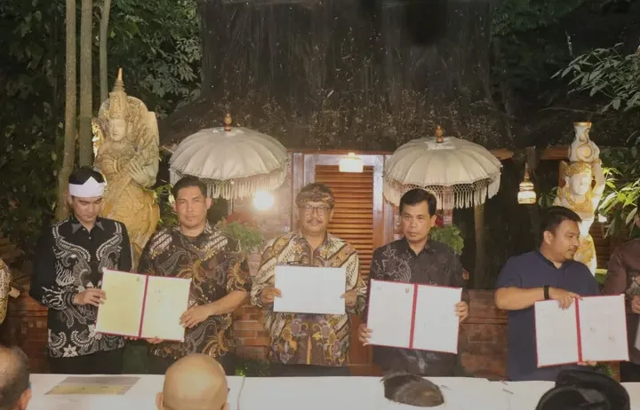 BUPATI SUKABUMI HADIRI LAUNCHING APLIKASI JAGA DESA OLEH GUBERNUR JABAR