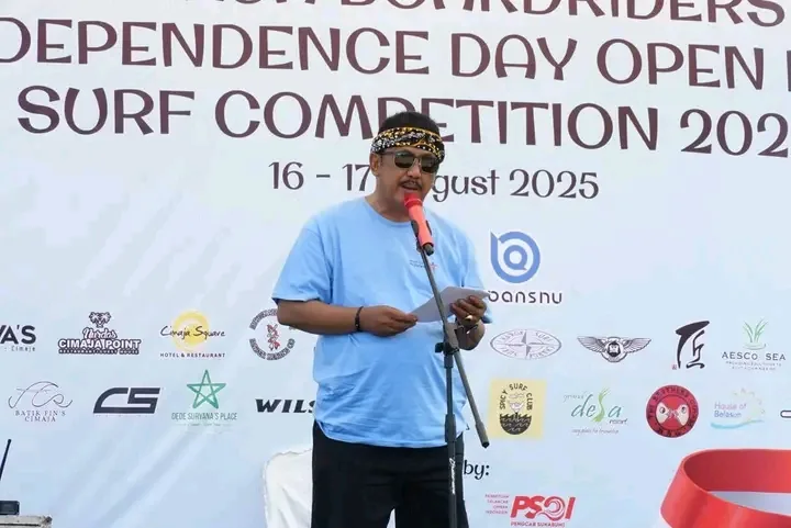 Sukabumi Ngabumi 2025 Dibuka dengan Surfing Internasional di Cimaja