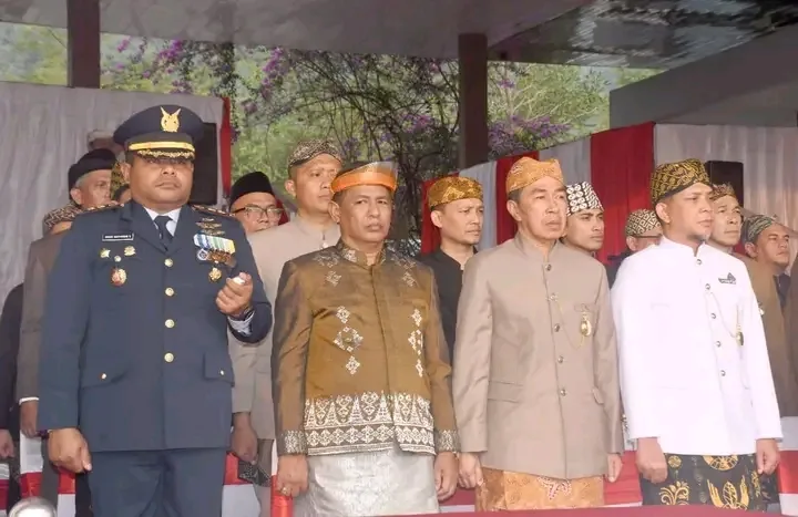 Upacara Penurunan Bendera HUT ke-80 RI di Sukabumi, Wabup Andreas: Refleksi Perjuangan Para Pahlawan