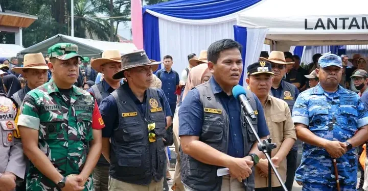 Wabup Sukabumi Dampingi Kasal dalam Bhakti Sosial Alumni AAL Moro 3993 di Palabuhanratu