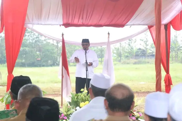 Bupati Asjap Letakkan Batu Pertama Pembangunan Gedung MUI Kabupaten Sukabumi
