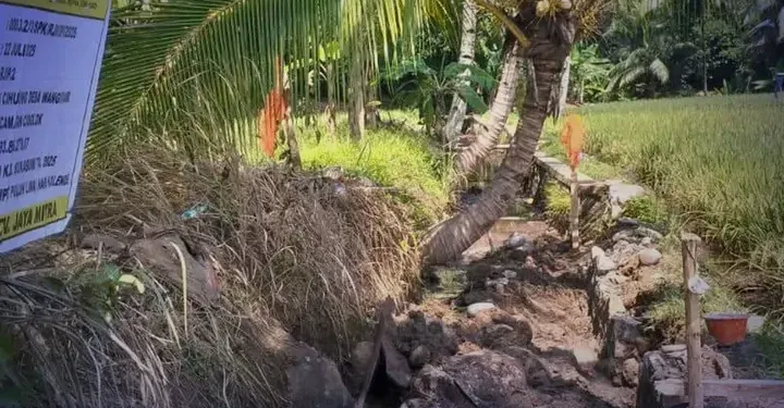 Dinas PU Sukabumi Bangun Irigasi Rp93 Juta di Cisolok untuk Dukung Produktivitas Petani