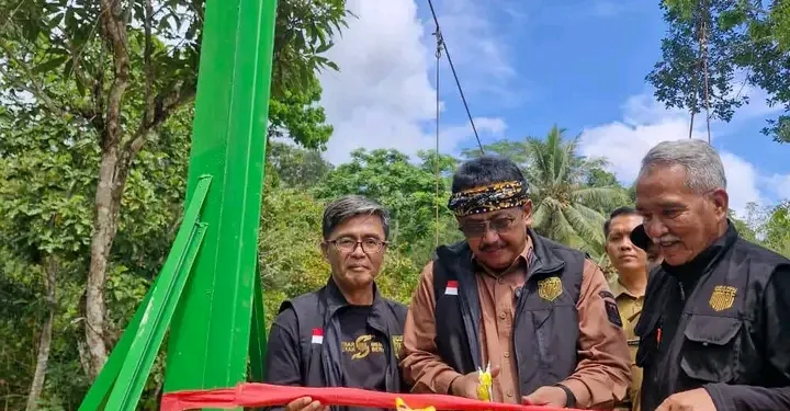 Jembatan Leuwi Sintok Diresmikan Bupati Sukabumi, Warga Kini Lebih Mudah Beraktivitas