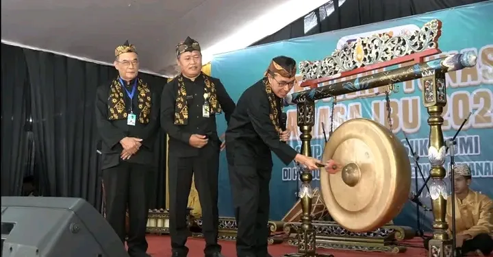 Festival Tunas Bahasa Ibu, Sekda: Bangga Warga Sukabumi Cintai Bahasa Sunda