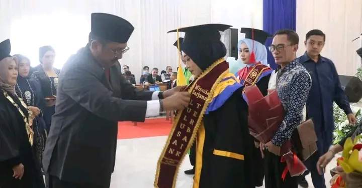 Bupati Sukabumi Hadiri Wisuda ke-23 STISIP Widyapuri Mandiri