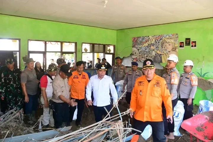 Wabup Sukabumi Apresiasi Kolaborasi Relawan dan Masyarakat di Lokasi Bencana