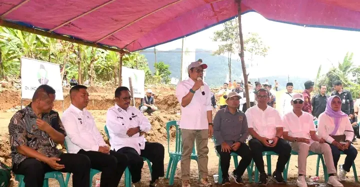 Menko PM Tinjau Pemulihan dan Ketahanan Bencana di Cisolok