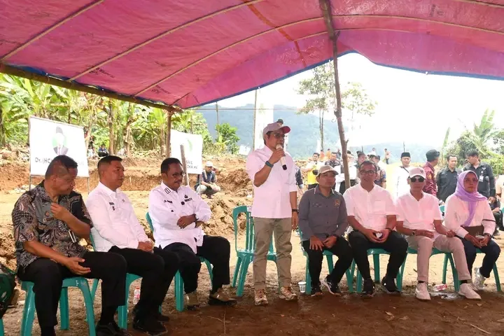 Menko PM Tinjau Pemulihan dan Ketahanan Bencana di Cisolok