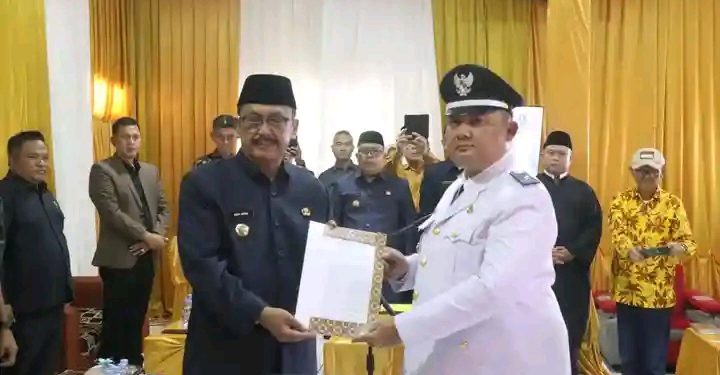 Hilman Nulhakim Resmi Dilantik Jadi Kades Pawenang