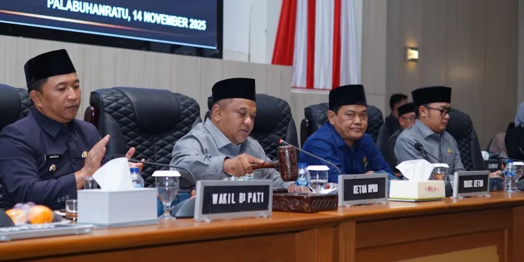Rapat Paripurna DPRD Sukabumi ke-42 Bahas Jawaban Bupati atas Pandangan Umum Fraksi