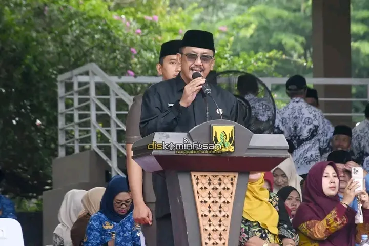 Bupati Sukabumi Lantik 8.164 PPPK Paruh Waktu di Cangehgar