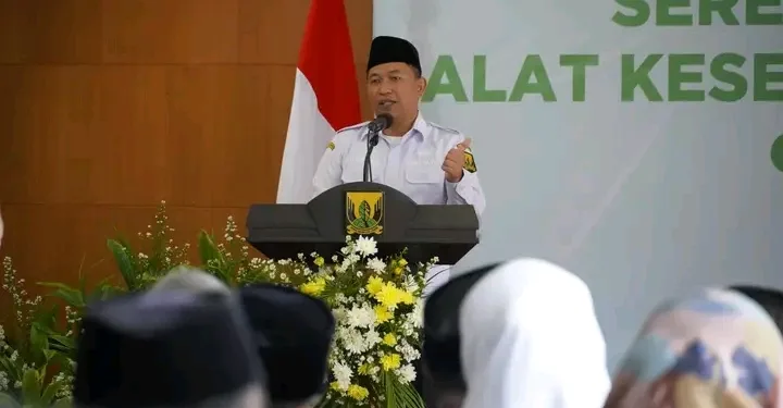 BAZNAS Sukabumi Terima Bantuan Ambulans dari PT AXA Insurance