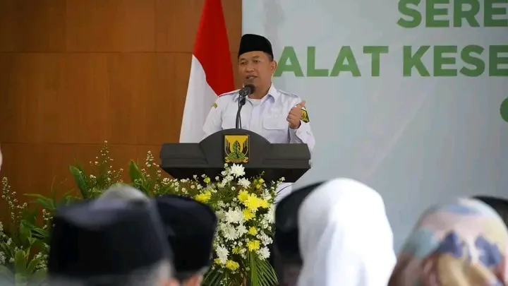 BAZNAS Sukabumi Terima Bantuan Ambulans dari PT AXA Insurance