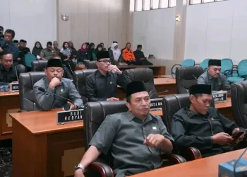 Bupati Hadiri Paripurna DPRD Bahas Agenda Legislasi Daerah