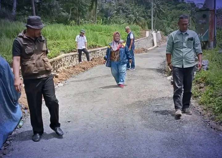 Jalan Mekarjaya Tagoglalay Diperbaiki Ulang, PU Tegaskan Pengawasan Ketat