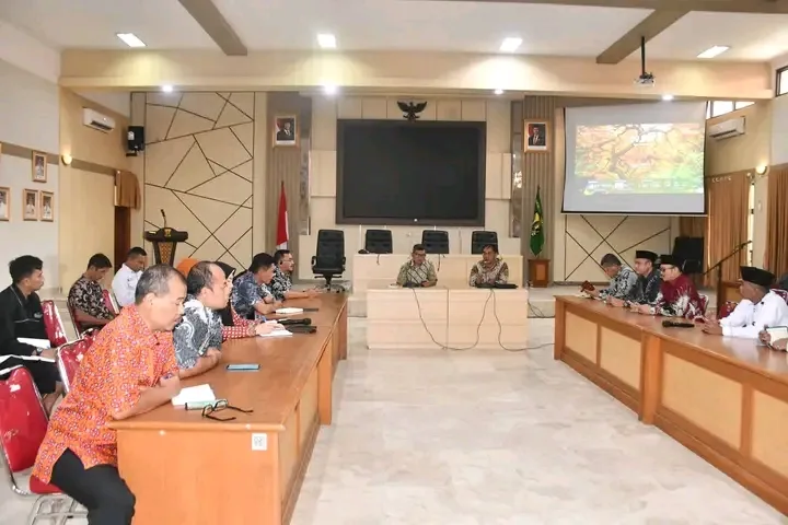 Undian Umrah Warnai Muhibah Ramadan 1447 H di Sukabumi