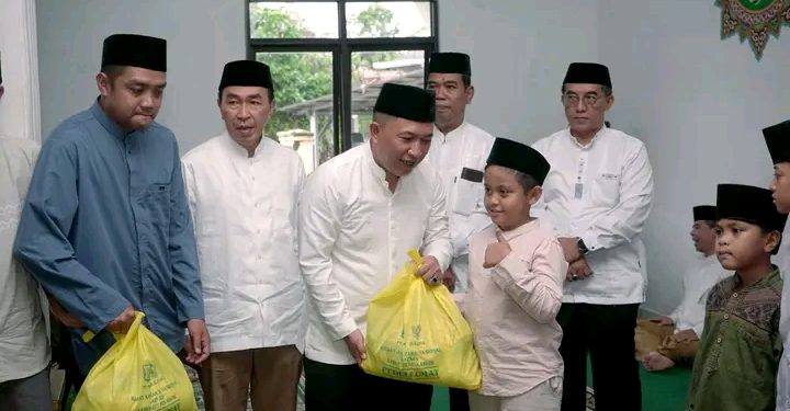 Wakil Bupati Sukabumi Gelar Muhibah Ramadan 1447 H di Simpenan, Serap Aspirasi Masyarakat