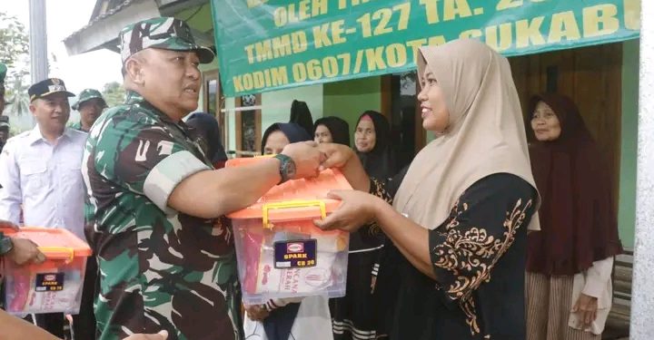 Wakil Bupati Sukabumi Dampingi Tim Wasev TNI Tinjau Program TMMD ke 127 di Cikembar