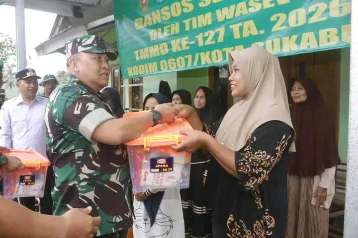 Wakil Bupati Sukabumi Dampingi Tim Wasev TNI Tinjau Program TMMD ke 127 di Cikembar