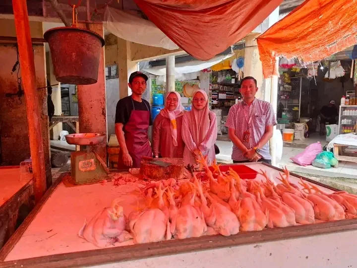 UPTD PSM Palabuhanratu Catat Harga Bahan Pokok Stabil di Pertengahan Ramadan