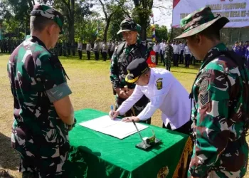 Program TMMD ke-127 Bangun Infrastruktur Desa di Cikembar