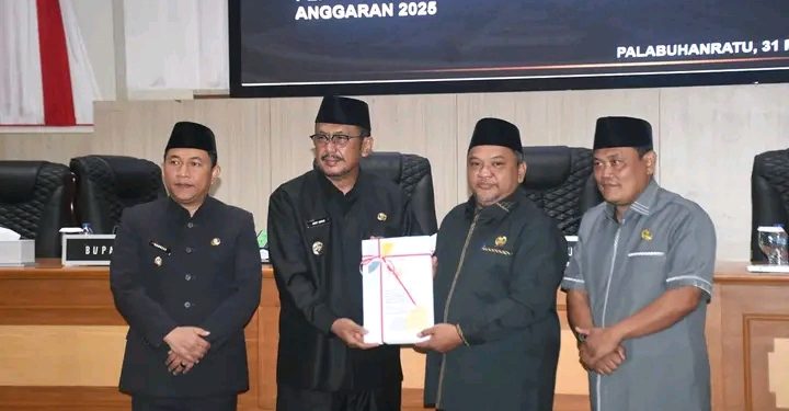 Paripurna DPRD Sukabumi, Bupati sampaikan capaian indikator makro pembangunan 2025