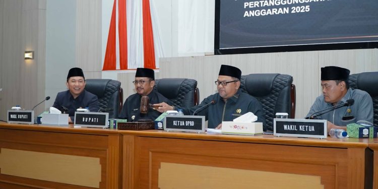 Rapat paripurna ke-2 DPRD Sukabumi bahas reses, pokok pikiran, dan LKPJ 2025