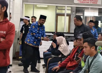 Bupati Sukabumi Tinjau Layanan Samsat Cibadak, Apresiasi Kebijakan Gubernur Jabar