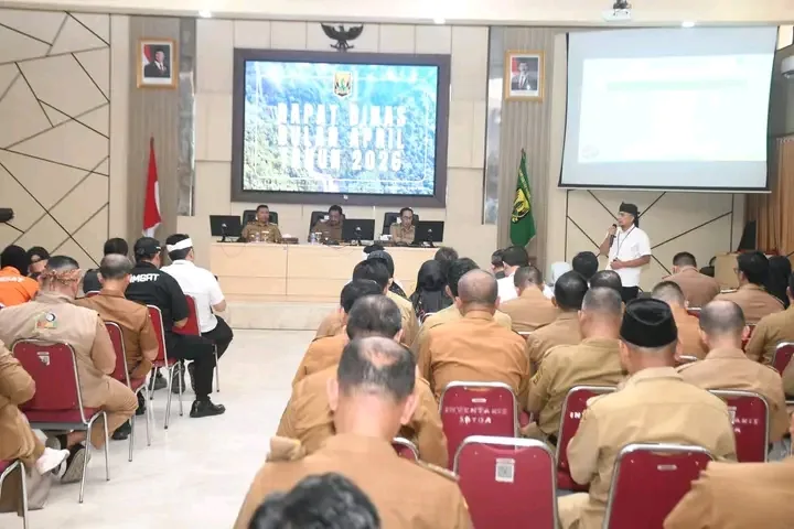 Rapat Dinas Pemkab Sukabumi April 2026, Bupati Tegaskan Disiplin ASN di Tengah Efisiensi Anggaran