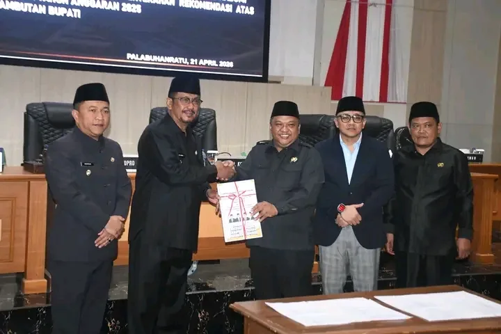 Bupati Hadiri Rapat Paripurna DPRD Sukabumi 2026 Bahas Rekomendasi LKPJ 2025