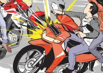 Kecelakaan Motor di Cisaat, X Ride dan Beat Bertabrakan di Simpang Gelanggang