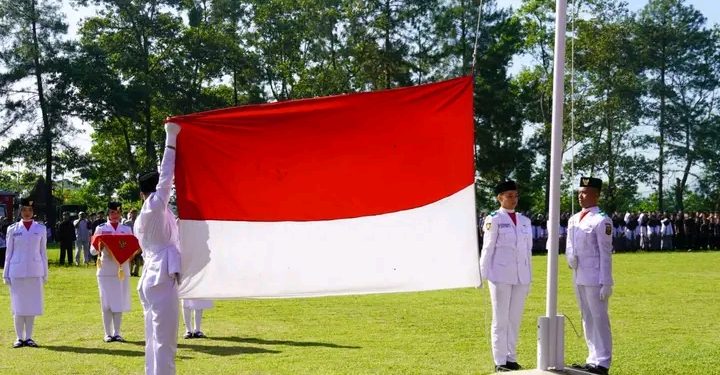 Hardiknas Sukabumi 2026, pemkab berikan beasiswa untuk wujudkan SDM unggul